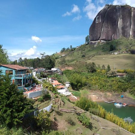 Casa Galeria Guatape Villa Bagian luar foto