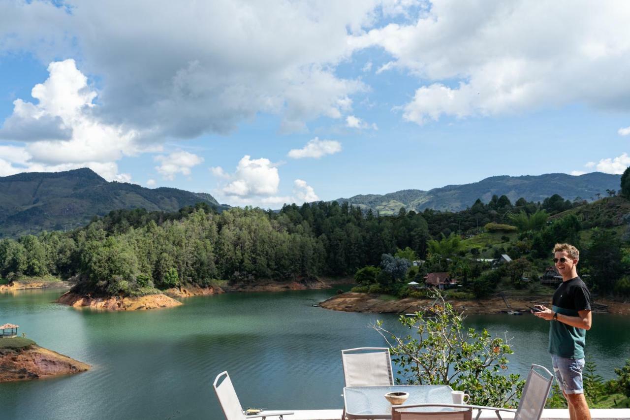 Casa Galeria Guatape Villa Bagian luar foto